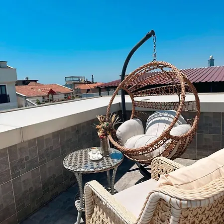 Monezza Maltepe Πριγκηπονήσια