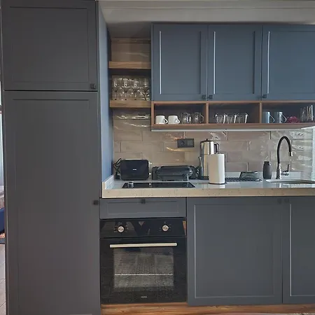 Blue 14 Apartment