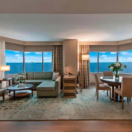 Renaissance Polat Hotell