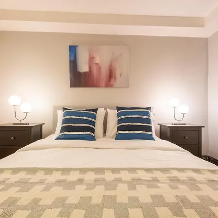 Private Fourlex House With Location Villa *