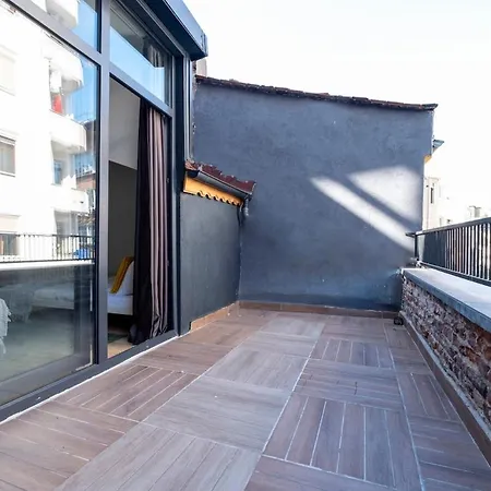 Private Fourlex House With Location Villa Istanbul