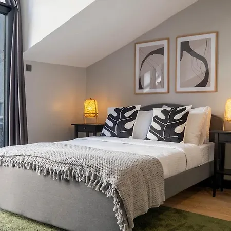 Villa Private Fourlex House With Location Istanbul