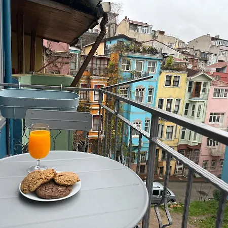 Stunning Private House In Balat Istanbul
