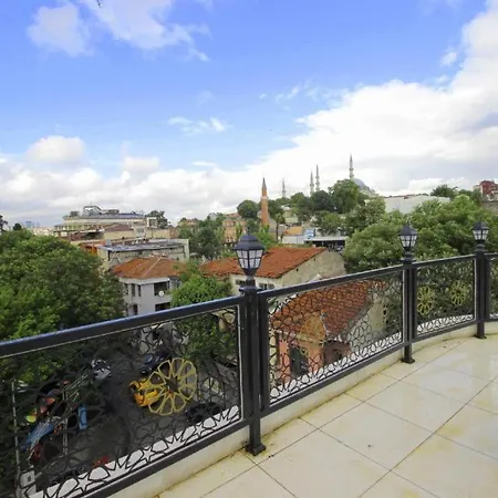 Guler Palace Suit Hotel