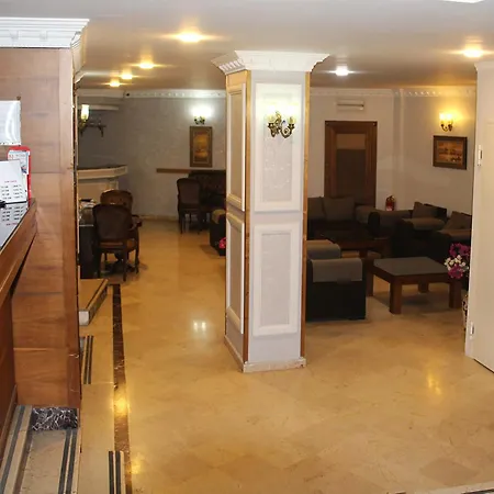 Lyon Hotel Stambuł