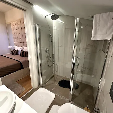 Appartement Sunlit Serenity Designer's Dream