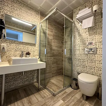 Hotel Tempo 4levent 3*