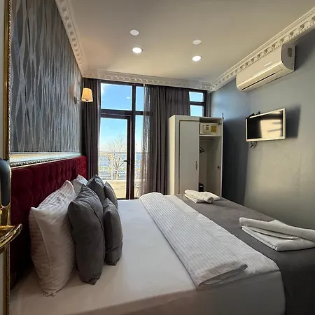 Hotel Rhythm