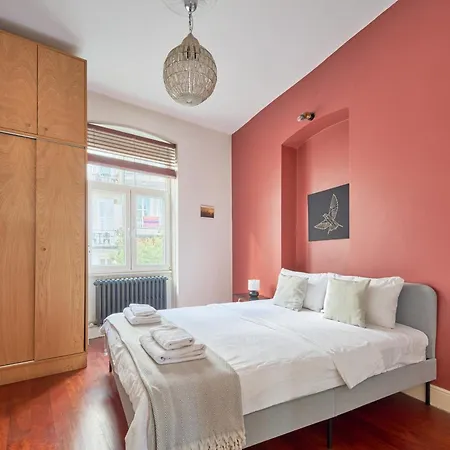 Beautiful Restored Historical In Galata * Istanbul