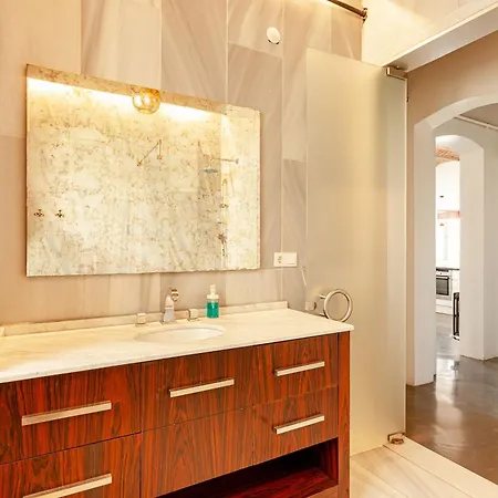 Apartment Beautiful Restored Historical In Galata Istanbul