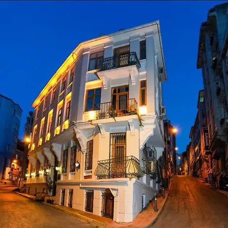 Hotel White Bolshoi 3*