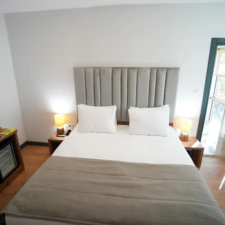 Business Life Guenesli Hotel 3*