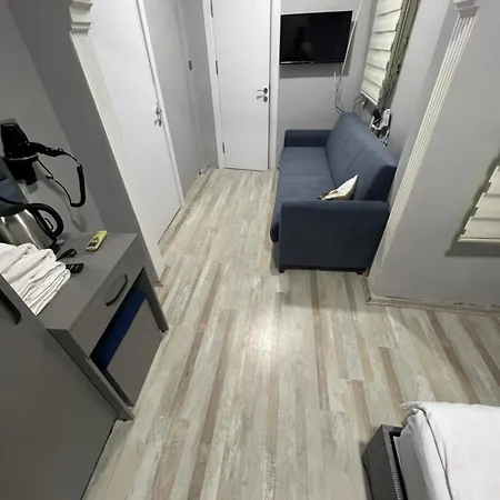 Fraba Hostel