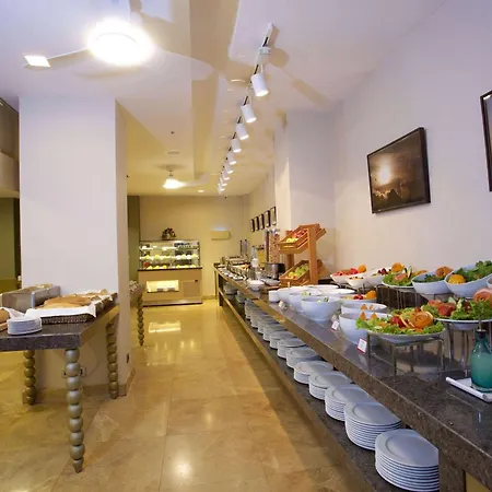 Otel Ramada By Wyndham Taksim 4*