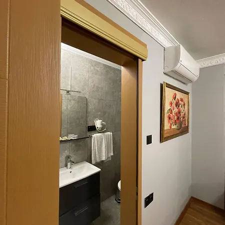 Kadikoey Eliana Hotel *