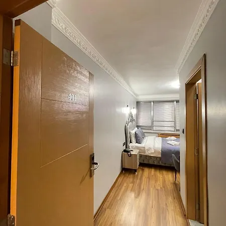 Kadikoey Eliana * Istanbul