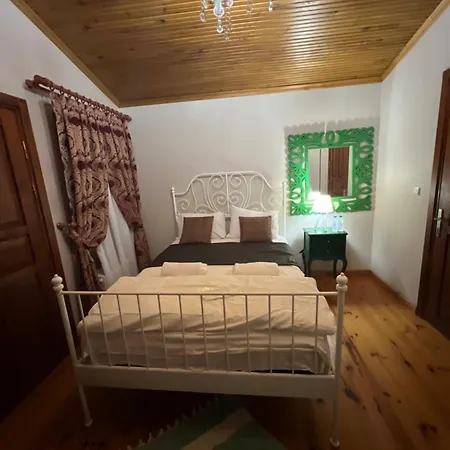 Triplex With Sea View *
