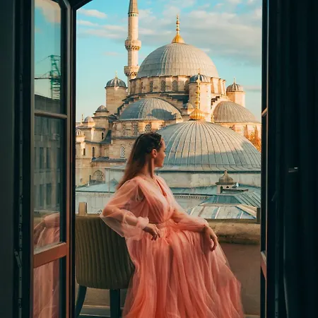 Sirkeci فندق 4*