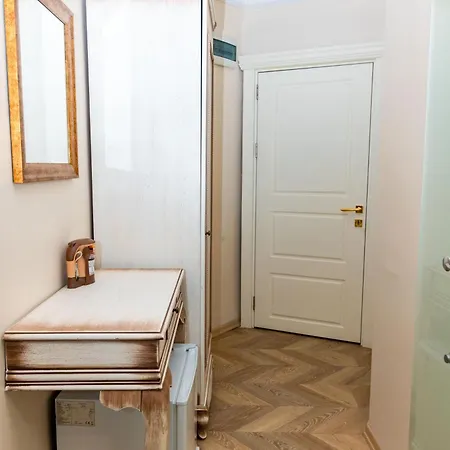 Ξενοδοχείο Mirapartotel
