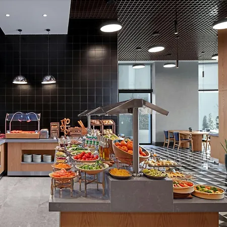 호텔 Four Points By Sheraton Pendik 4*