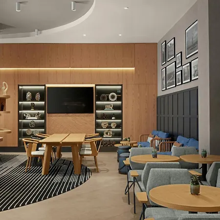 Four Points By Sheraton Pendik 호텔 4*