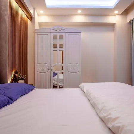 Mutlu Flat Apartment