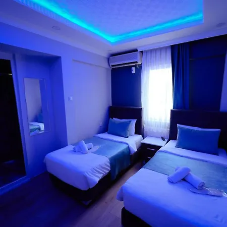 Grand Bona Sera Hotell