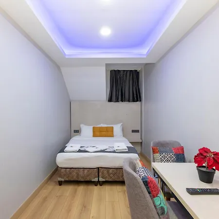 Taksim Trend Aparthotel 2*