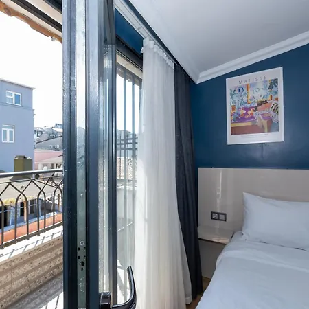 Aparthotel Taksim Trend 2*