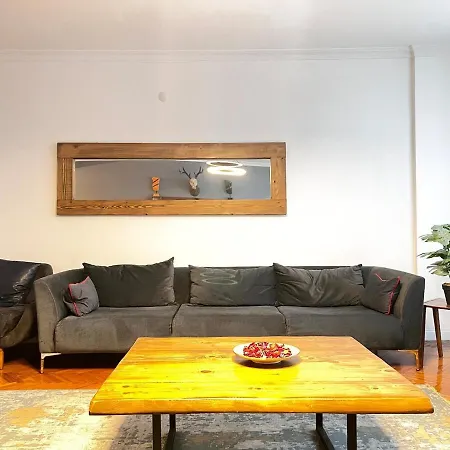 Daire Two Flats With 6br, 4ba İstanbul