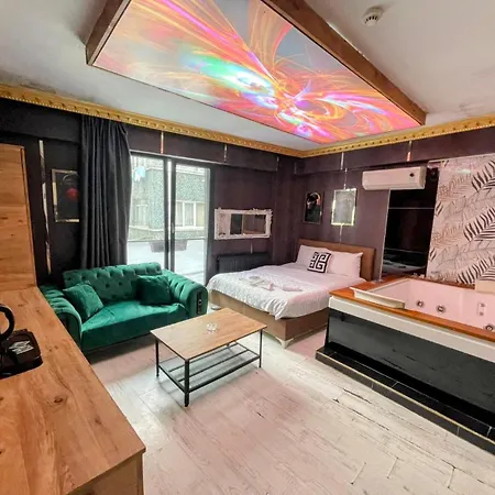 Hotel Royal Kumkapi 3*