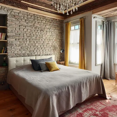 Сasa de vacaciones Golden Horn Views From The Saffron House In Old