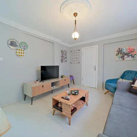 Taksim Istiklalin Kalbinde Konforlu Netflix Wifi Apartamento Estambul