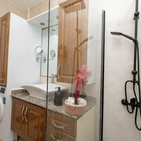 Apartment Bosphorus View With 3 Bedrooms *