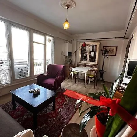Cozy Flat To Taxim, Beyoglu, Pera, Galata Apartment *