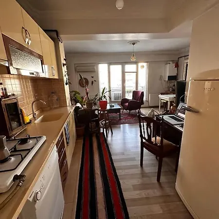 Apartment Cozy Flat To Taxim, Beyoglu, Pera, Galata Istanbul