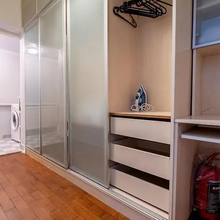 Apartamento Spacious Dublex In Cihangir Estambul