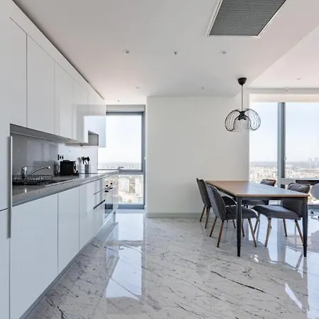 Beautiful Bright Deluxe 1bd Poolviews! #311 Apartment Istanbul