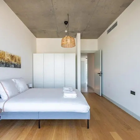 Apartment Beautiful Bright Deluxe 1bd Poolviews! #311 Istanbul
