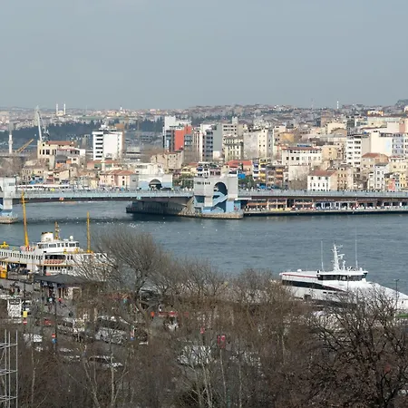 Отель Askoc & 4*