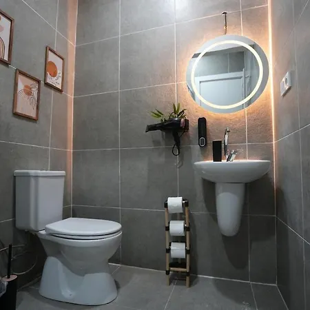 50 Steps To Tram,central And Stylish Apartamento