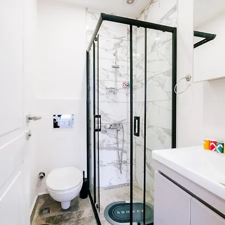 아파트 Cozy And Modern 2br With 2ba In Historic Yedikule