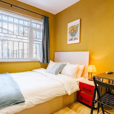 Cozy And Modern 2br With 2ba In Historic Yedikule * 이스탄불