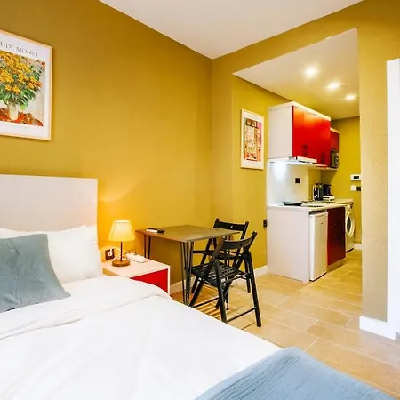 아파트 Cozy And Modern 2br With 2ba In Historic Yedikule *