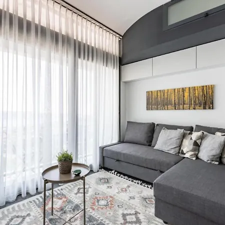 Gorgeous W Stunning Views Patio! #361 Istambul