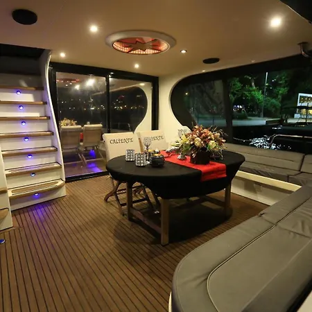 Botel Cakiroglu Yachting