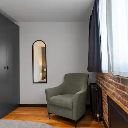 Daire Designed 2br Rooftop Duplex With Private Terrace