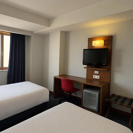 Hotel Taxim Express Bosphorus 4*