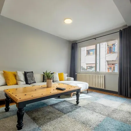Vilă Fourlex Single Detached House - 2 Bathrooms - Location - Private Terrace *
