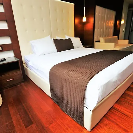 Eternity Boutique 4*